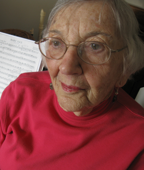 2011-04-19-Henrietta19.jpg